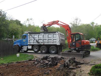 Coventry Lake driveway paving